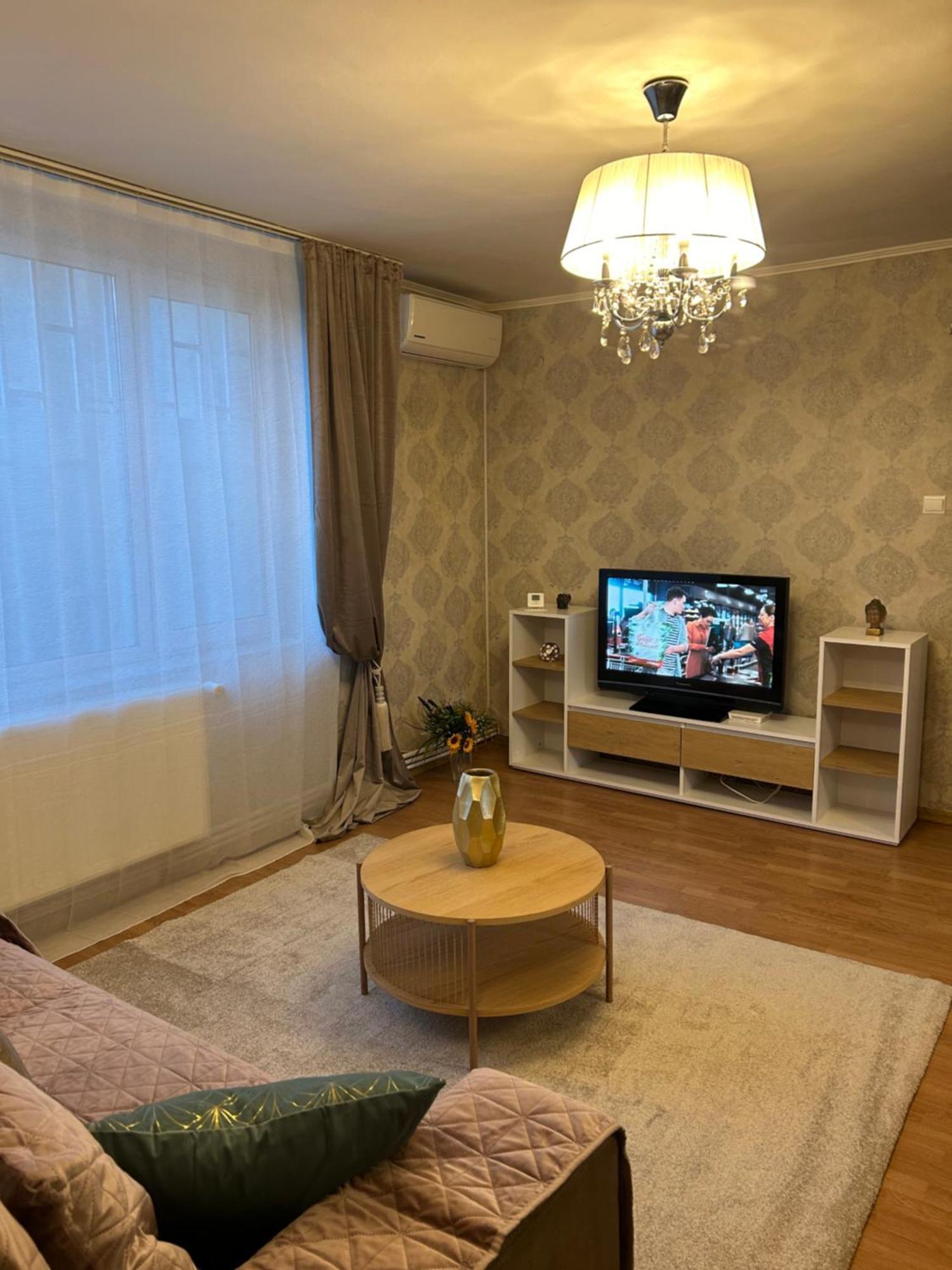 Little Paris Gare Du Nord Apartment Букурещ Екстериор снимка
