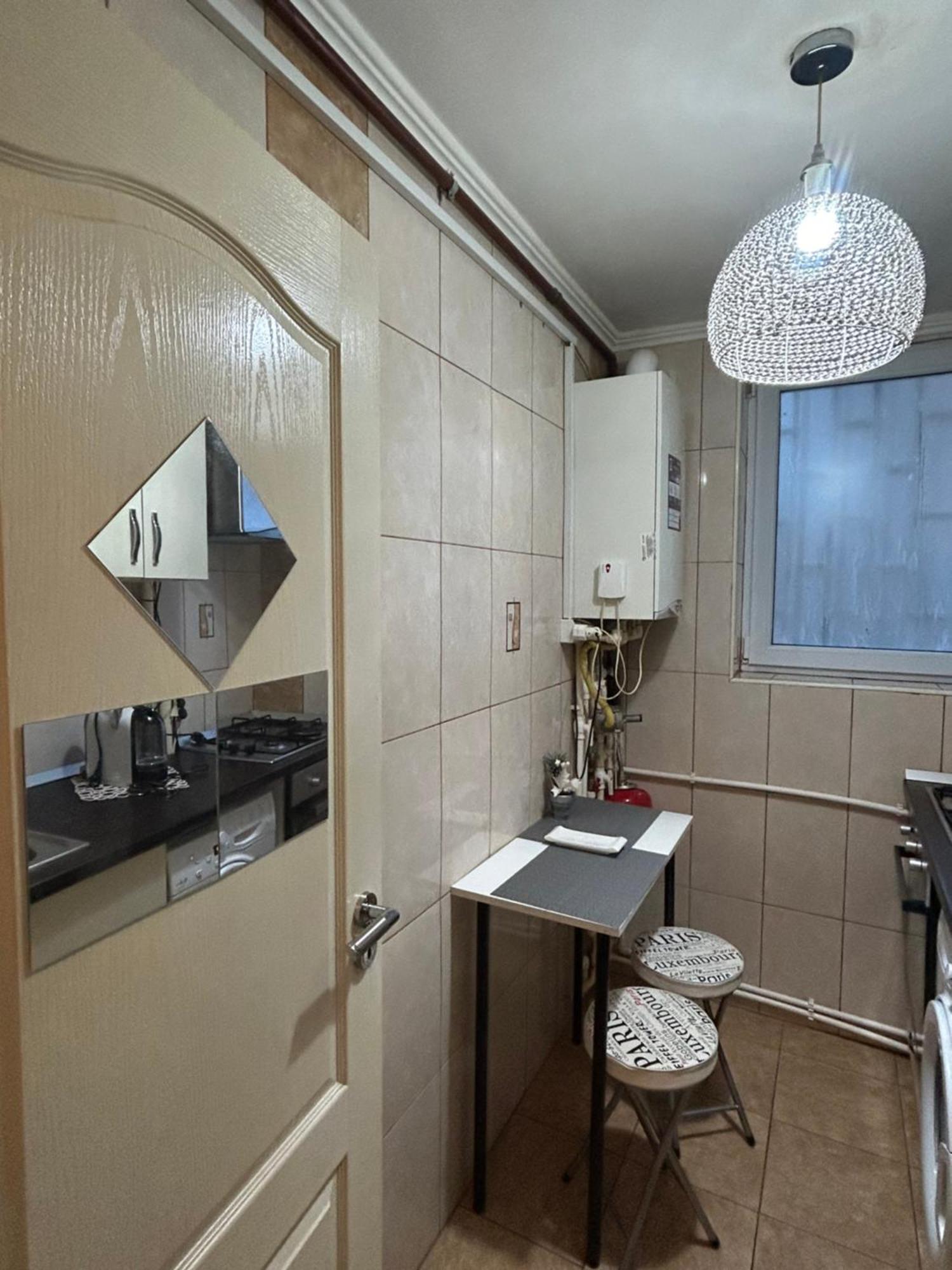 Little Paris Gare Du Nord Apartment Букурещ Екстериор снимка